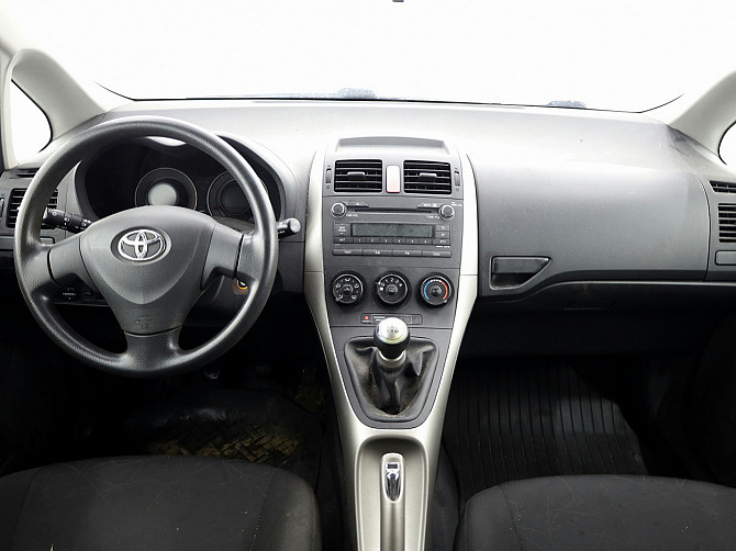 Toyota Auris Linea Sol 1.4 71kW Таллин - изображение 5