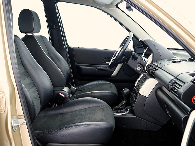 Land Rover Freelander HSE Facelift LPG ATM 2.5 130kW Tallina - foto 6