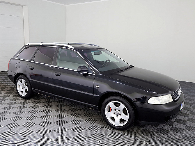 Audi A4 Comfortline Facelift 1.6 74kW Tallina - foto 1