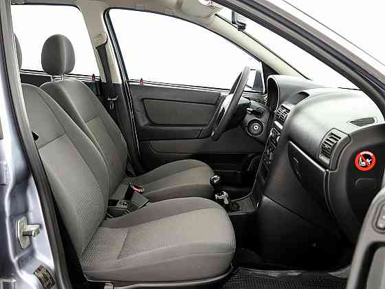 Opel Astra Elegance 1.6 76kW Tallina
