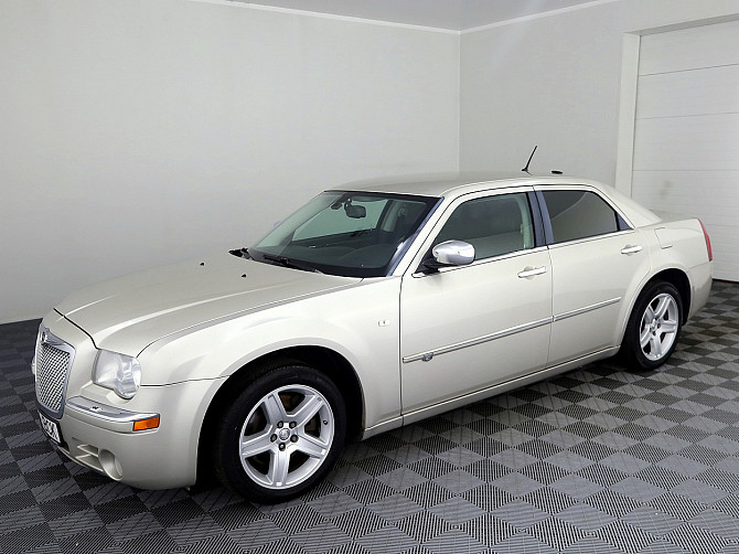 Chrysler 300 C Limited Facelift ATM 3.0 CRD 160kW Tallina - foto 2
