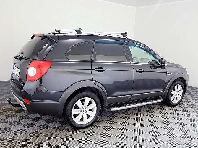 Chevrolet Captiva Luxury Facelift ATM 2.2 CRD 135kW Tallina - foto 3