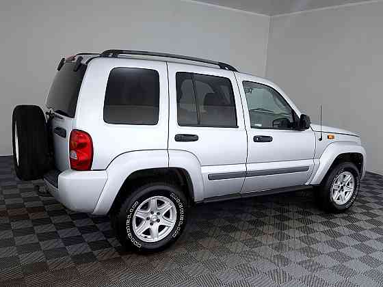 Jeep Cherokee Liberty LPG ATM 3.7 155kW Tallina