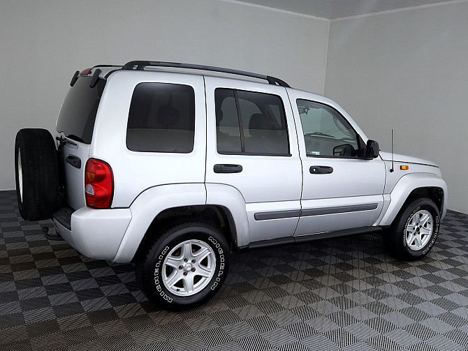 Jeep Cherokee Liberty LPG ATM 3.7 155kW Tallina - foto 3