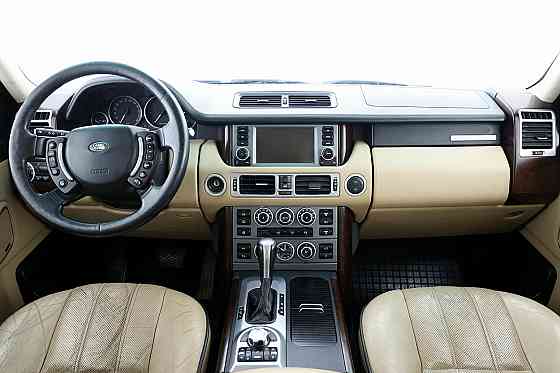 Land Rover Range Rover Vogue Facelift 3.7 TDV8 200kW Tallina