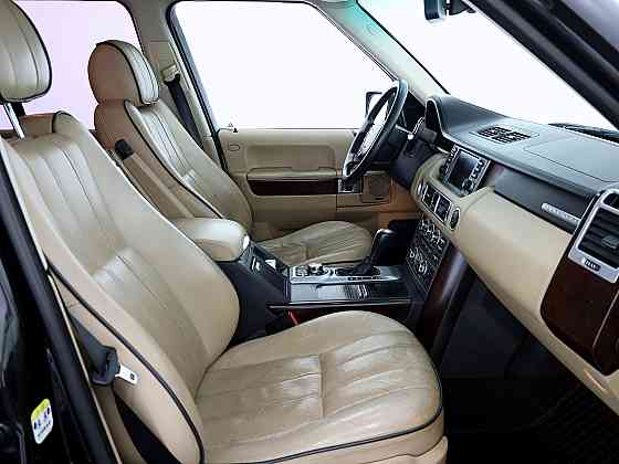 Land Rover Range Rover Vogue Facelift 3.7 TDV8 200kW Tallina