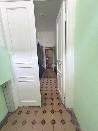 Zeme īpašumā, fasādes māja, ieeja no ielas, guļamistabu skaits 1 gab., viena istaba izolēta, Rīga - foto 13