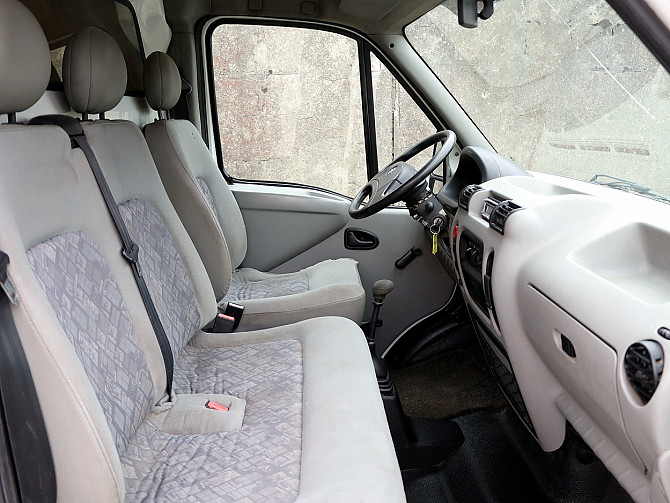 Opel Movano Van 2.5 dCi 84kW Таллин - изображение 6