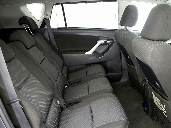 Toyota Verso Linea Sol ATM 2.2 D-CAT 110kW Таллин - изображение 7