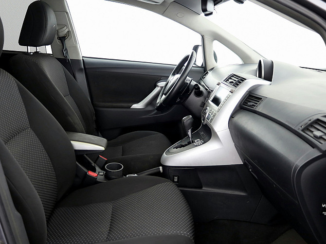 Toyota Verso Linea Sol ATM 2.2 D-CAT 110kW Таллин - изображение 6