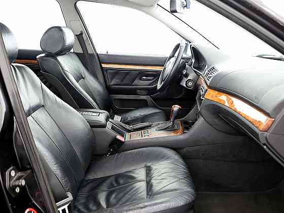BMW 523 M-Pakett ATM 2.5 125kW Tallina