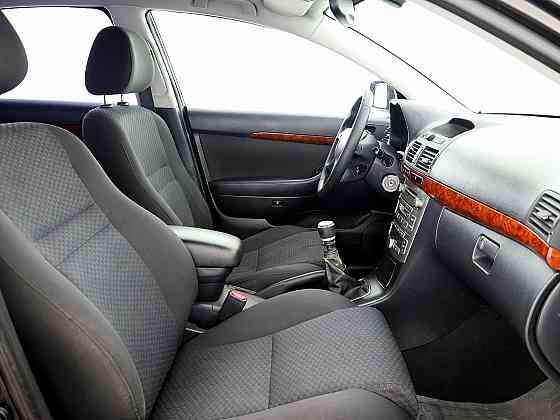Toyota Avensis Linea Sol 2.2 D-CAT 130kW Таллин