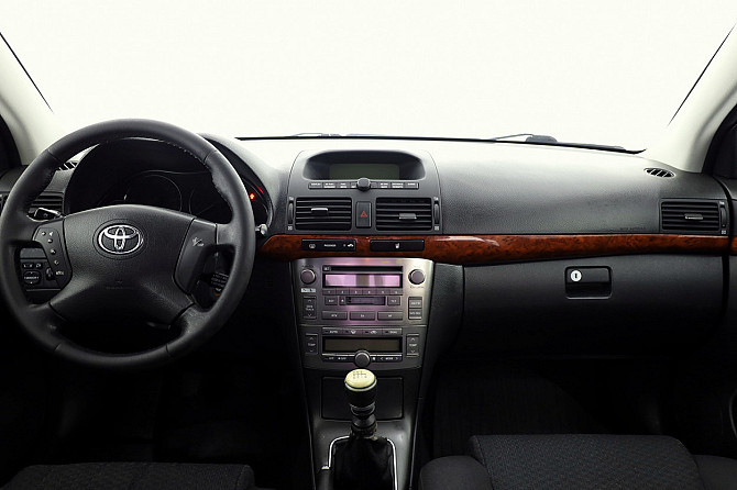 Toyota Avensis Linea Sol 2.2 D-CAT 130kW Таллин - изображение 5
