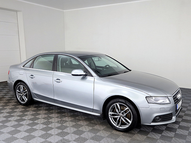 Audi A4 Quattro Comfortline 2.0 TDI 125kW Tallina - foto 1