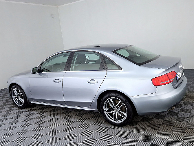 Audi A4 Quattro Comfortline 2.0 TDI 125kW Tallina - foto 4