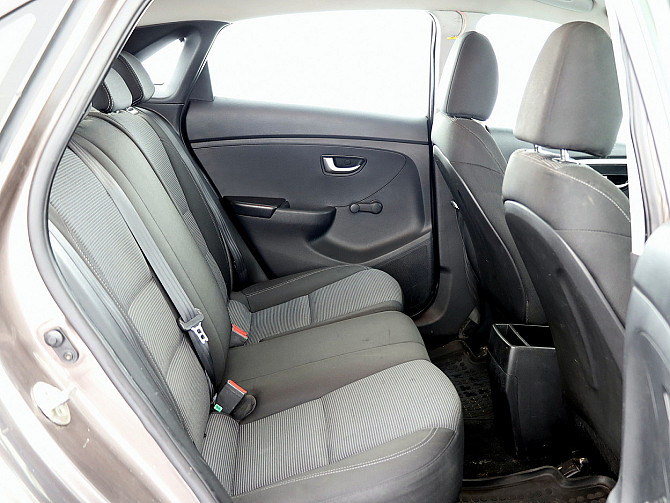 Hyundai i30 Elengace LPG 1.4 73kW Таллин - изображение 7