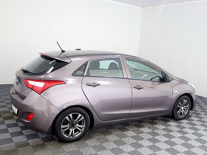 Hyundai i30 Elengace LPG 1.4 73kW Таллин - изображение 3