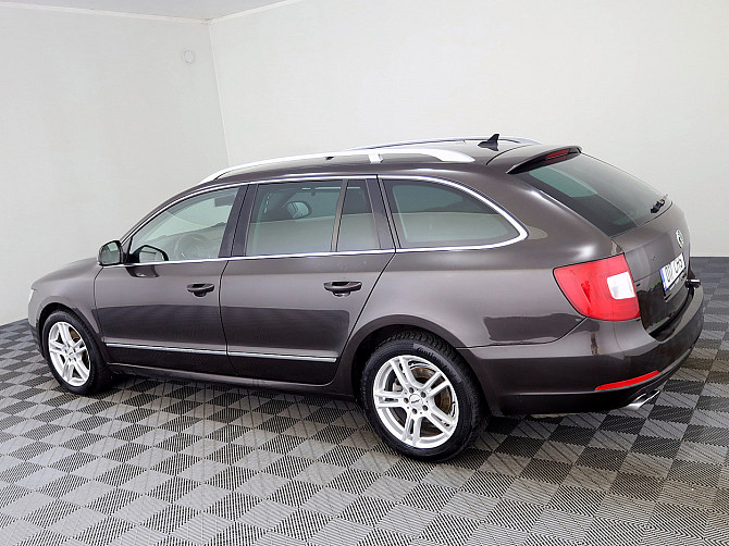 Skoda Superb Highline 4x4 ATM 2.0 TDI 103kW Tallina - foto 4