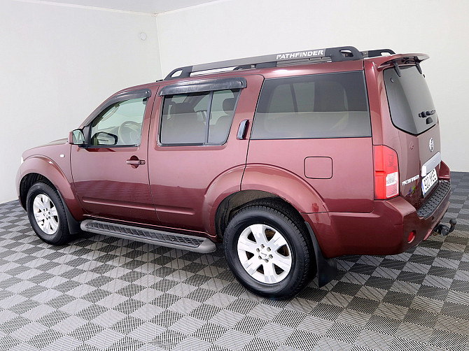 Nissan Pathfinder Luxury ATM 2.5 dCi 128kW Tallina - foto 4