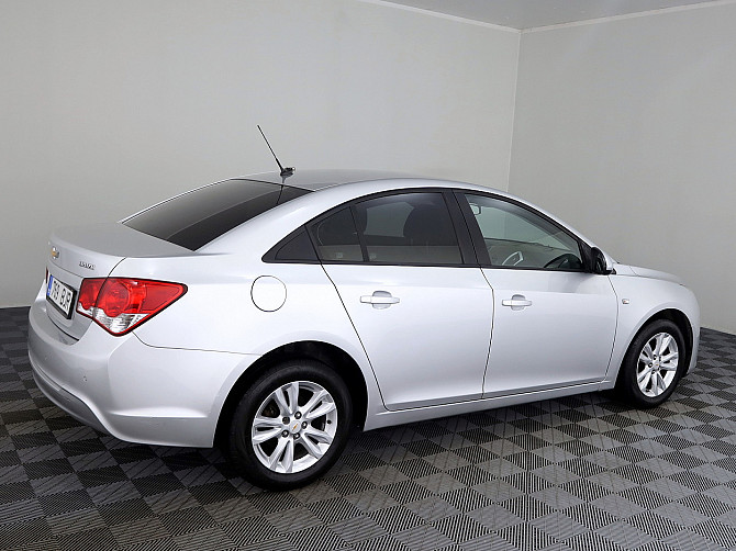 Chevrolet Cruze Facelift 1.6 91kW Tallina - foto 3