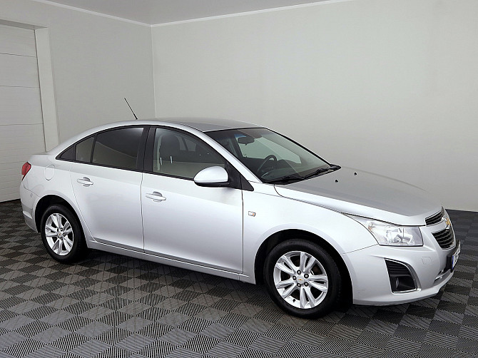 Chevrolet Cruze Facelift 1.6 91kW Tallina - foto 1
