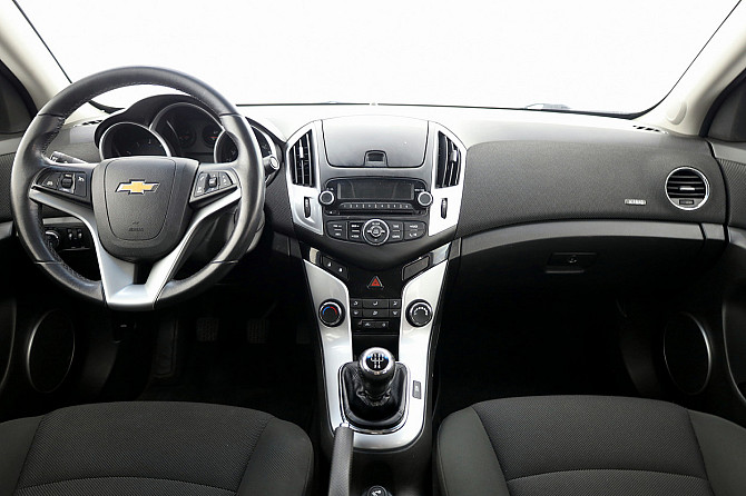 Chevrolet Cruze Facelift 1.6 91kW Tallina - foto 5