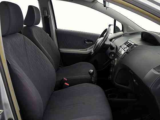 Toyota Yaris Linea Sol Facelift A-C 1.3 73kW Tallina