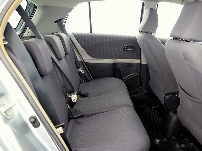 Toyota Yaris Linea Sol Facelift A-C 1.3 73kW Tallina - foto 7
