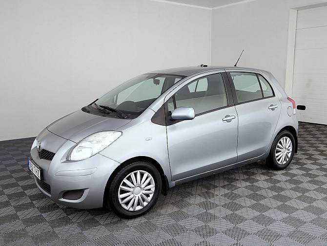 Toyota Yaris Linea Sol Facelift A-C 1.3 73kW Tallina - foto 2
