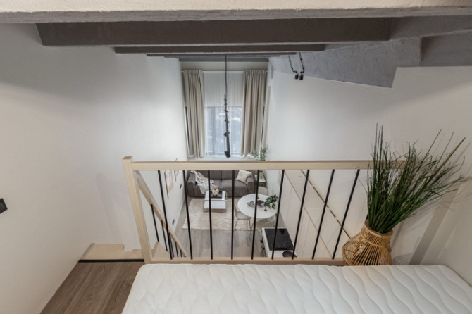 Grīziņkalnā, renovētā ēkā Zemitāna ielā, pieejams jauns, mājīgs loft tipa dzīvoklis. Rīga - foto 9