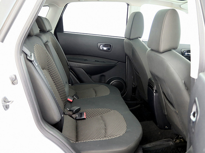 Nissan Qashqai Comfort 4x4 ATM 2.0 dCi 110kW Tallina - foto 7