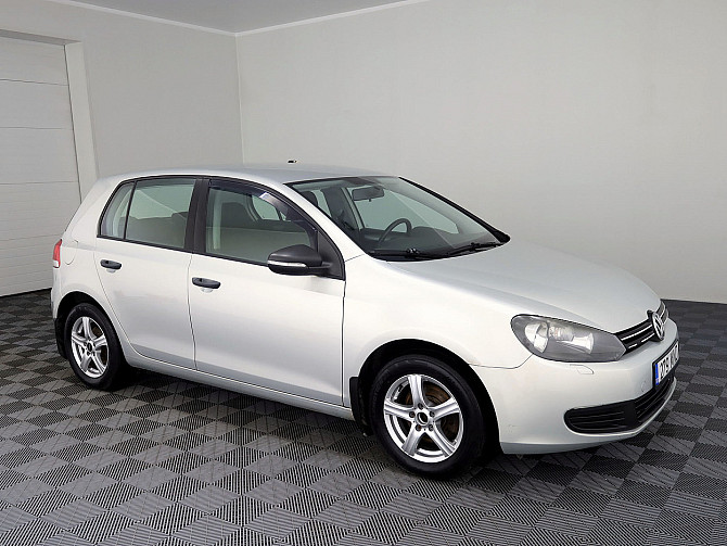 Volkswagen Golf Comfortline 1.6 75kW Таллин - изображение 1