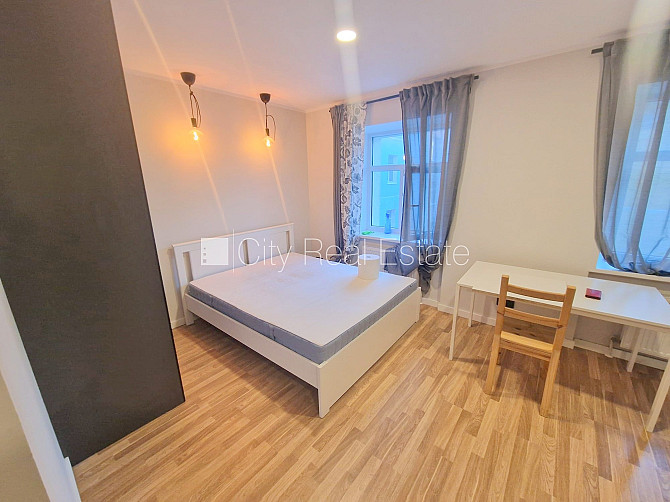 Pagalma māja, renovēta māja, slēgts pagalms, ieeja no ielas un pagalma, kāpņu telpa pēc Rīga - foto 11