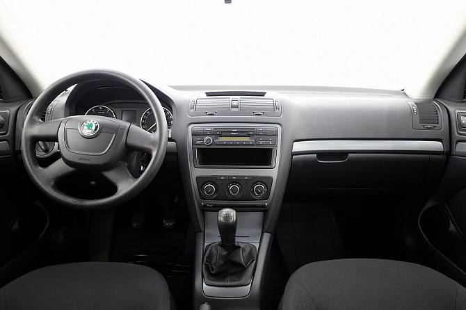 Skoda Octavia Comfortline Facelift 1.2 77kW Tallina - foto 5