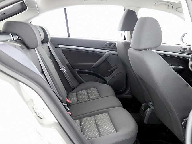 Skoda Octavia Comfortline Facelift 1.2 77kW Tallina - foto 7