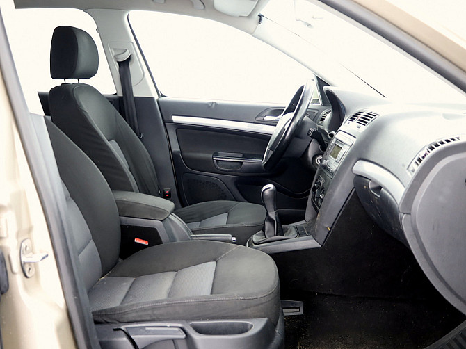 Skoda Octavia Comfortline 1.6 75kW Tallina - foto 6