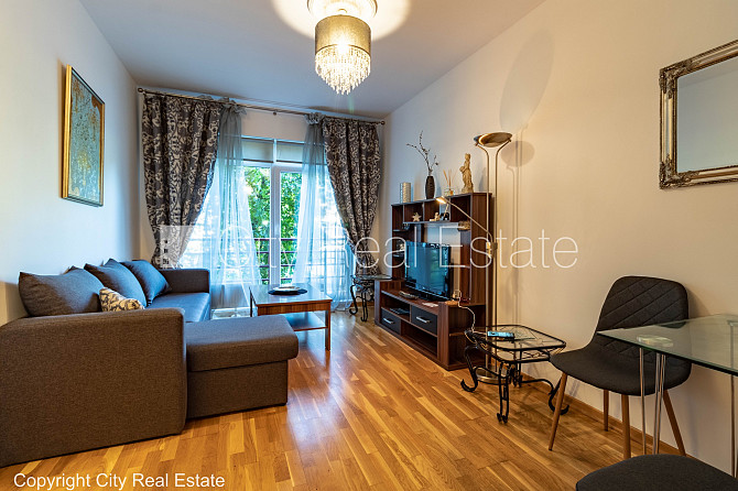 Projekts - Riverstone, jaunceltne, fasādes māja, labiekārtota apzaļumota teritorija, slēgts Rīga - foto 1