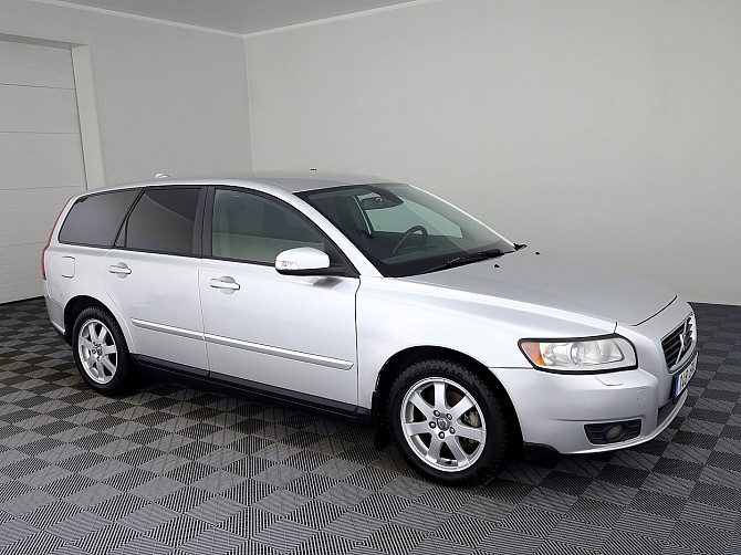Volvo V50 Facelift 1.6 D4 80kW Tallina - foto 1
