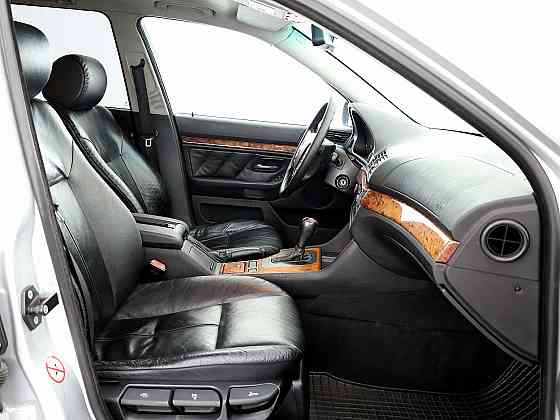 BMW 523 Executive ATM 2.5 125kW Tallina