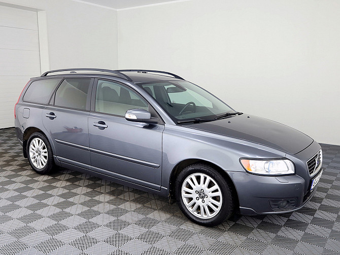 Volvo V50 Facelift ATM 2.4 103kW Tallina - foto 1