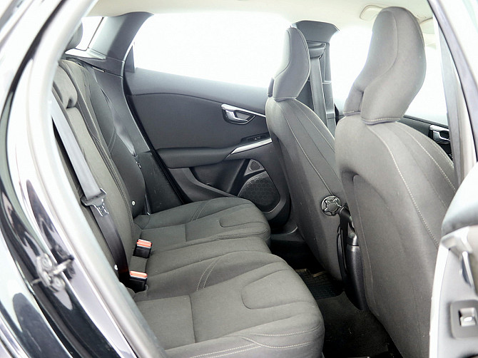 Volvo V40 Momentum 1.6 D4 84kW Tallina - foto 7