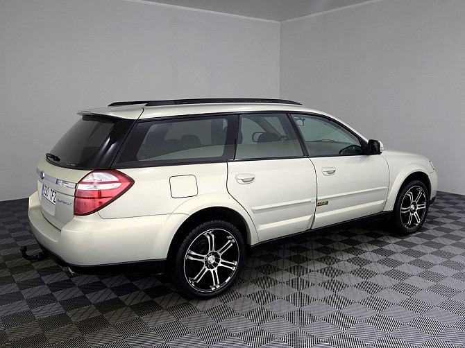 Subaru Outback Facelift AWD ATM 2.5 121kW Tallina - foto 3