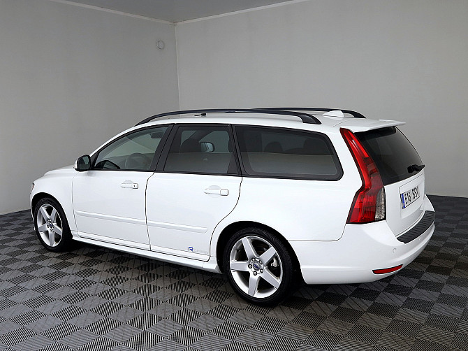 Volvo V50 R-Design Facelift ATM 2.0 D4 100kW Tallina - foto 4