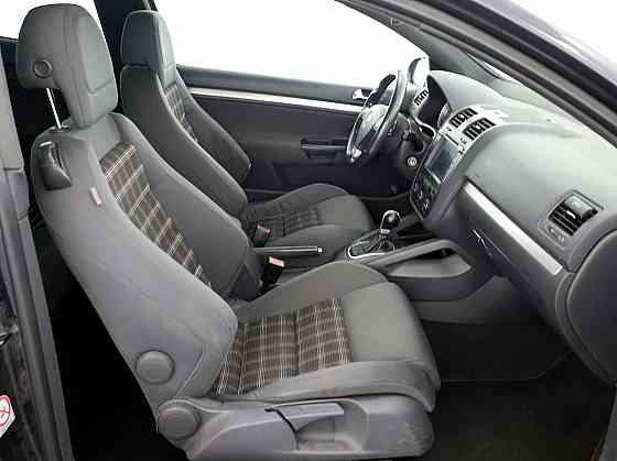 Volkswagen Golf GTI ATM 2.0 147kW Tallina