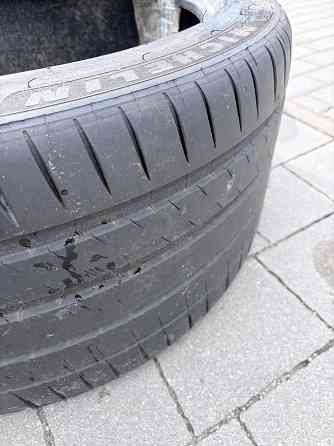 Michelin Pilot Sport продам комплект резины на джип разноразмерные Rīga