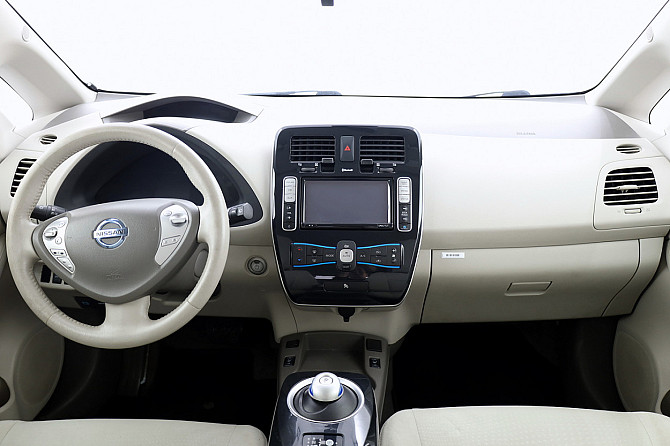 Nissan LEAF Comfort 80kW Таллин - изображение 5