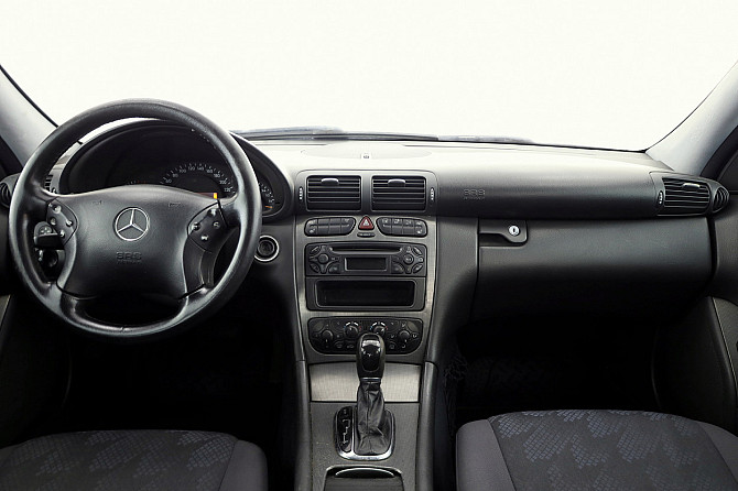 Mercedes-Benz C 200 Avantgarde ATM 1.8 120kW Таллин - изображение 5