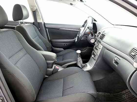 Toyota Avensis Linea Sol Facelift 2.0 108kW Tallina