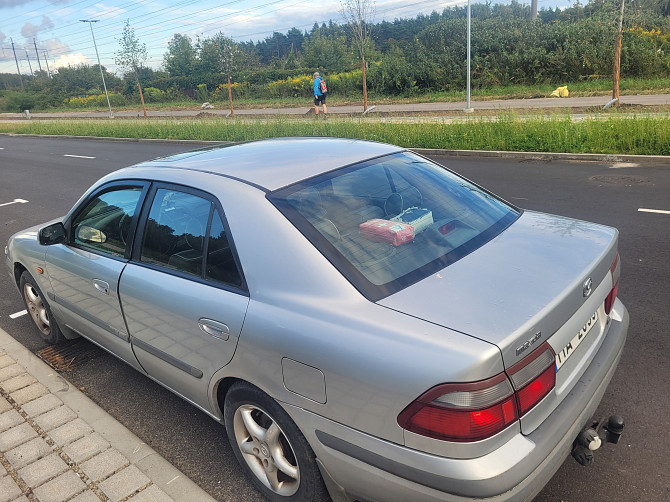 Продам Mazda 626. Необходимы сварочные работы в 3 местах по кузову. Остальное всё хорошо. Резина... Rīga - foto 2