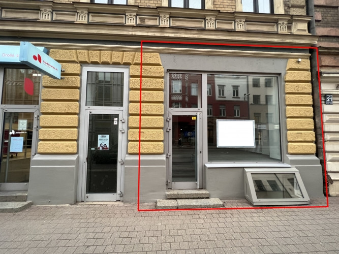 Iznomā daudzfunkcionālas komerctelpas Rīgas centrā  78,6 m.  Piedāvājam nomai reprezentablas Rīga - foto 9